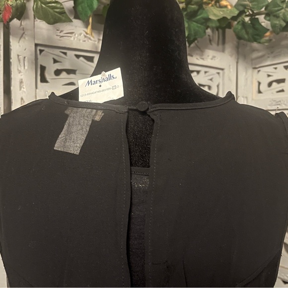 GIRLS/JR NWT! GOLD GLAM SEQUINED WITH BLACK BACKGROUND SLEEVELESS MINI DRESS - Picture 8 of 11